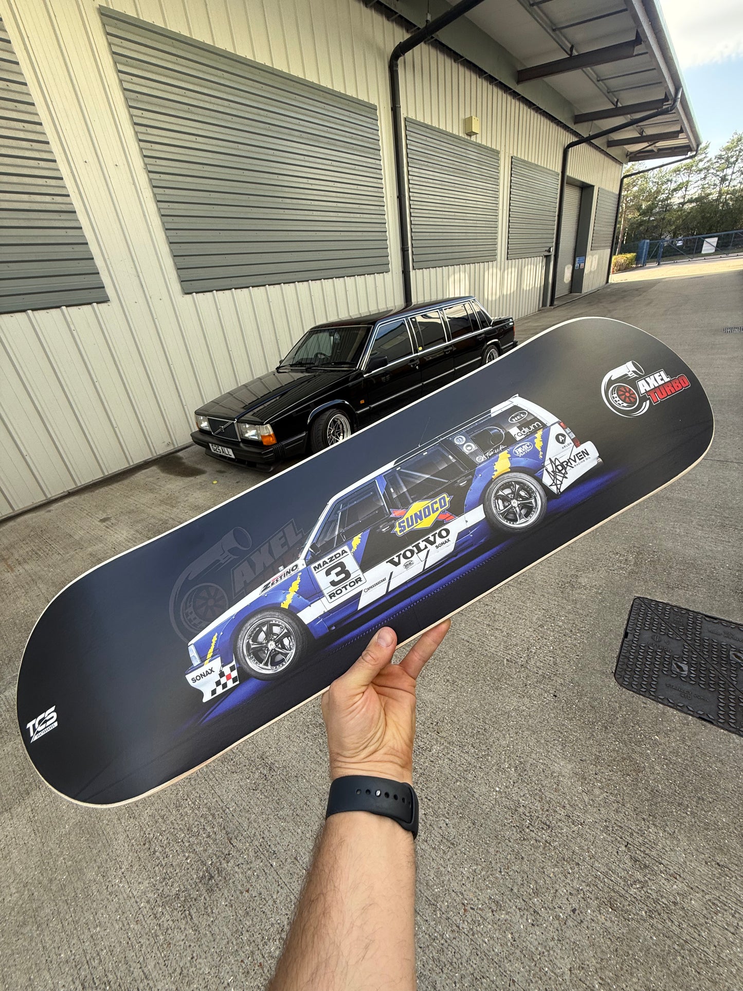 VOLVO 720B SKATEBOARD DECK